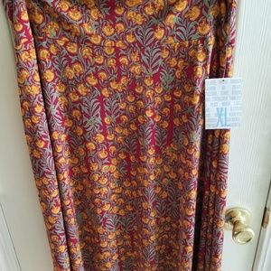 XL red/orange floral NwT Azure skirt